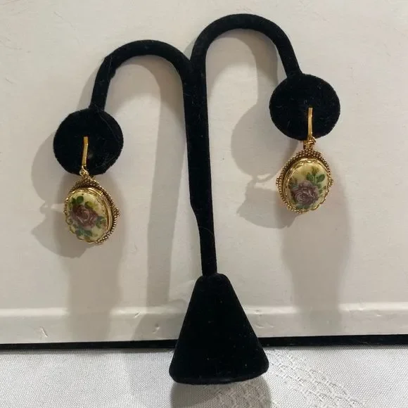 Vintage Gold And Floral Cabochon Earrings - Picture 3 of 6